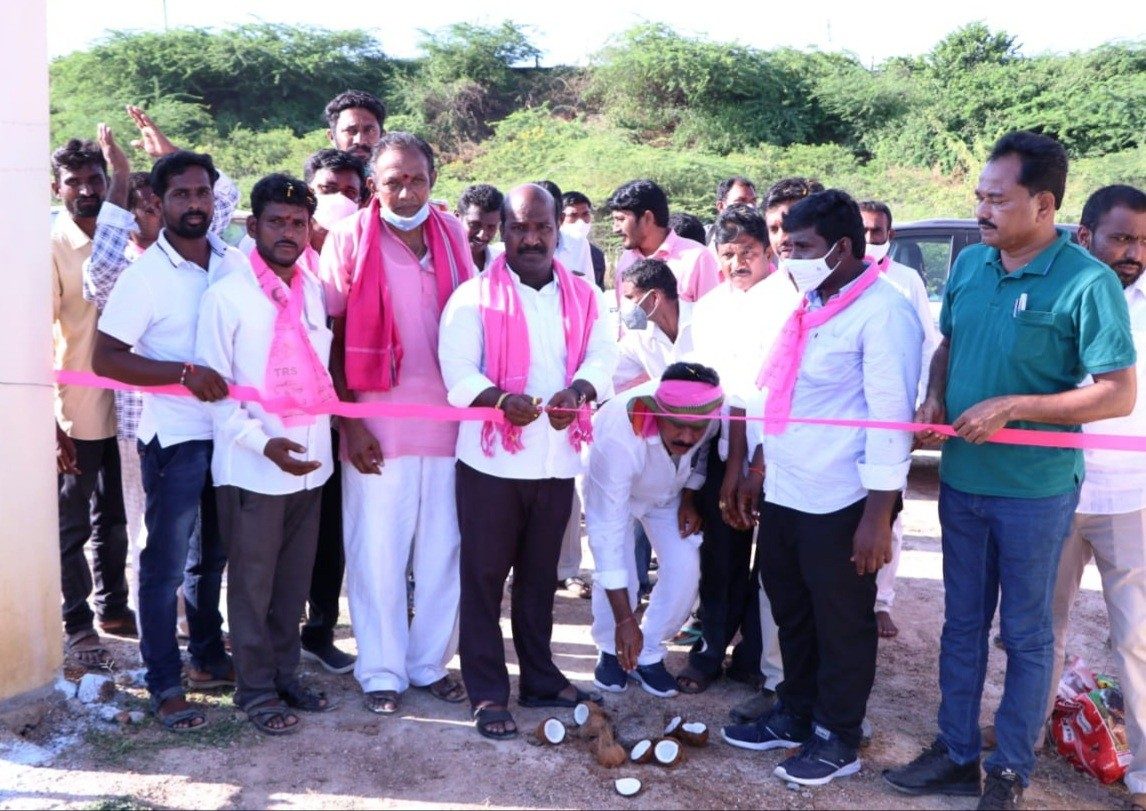 KETHEPALLI: గ్రామీణ ప్రాంతాల అభివృద్ధికి కృషి : ఎమ్మెల్యే చిరుమర్తి లింగయ్య