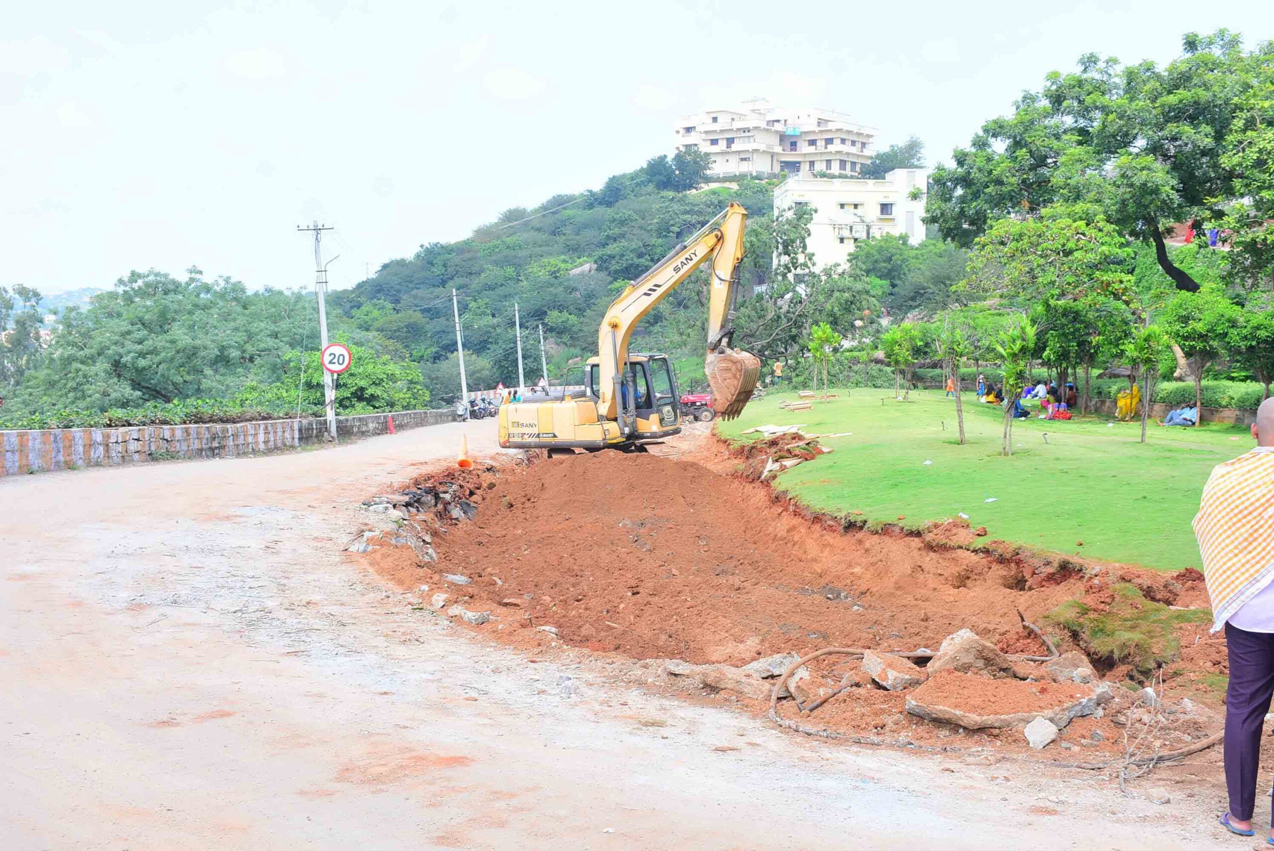 Yadadri: మొదటి ఘాట్‌రోడ్డు వెడల్పు పనులు
