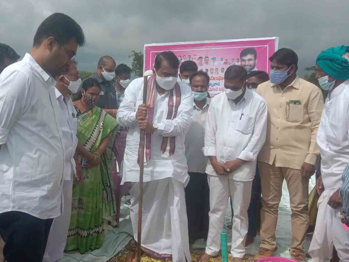 సమైక్యాంధ్రలో సవతి తల్లి పిల్లల్లా ఉండేవాళ్లం..