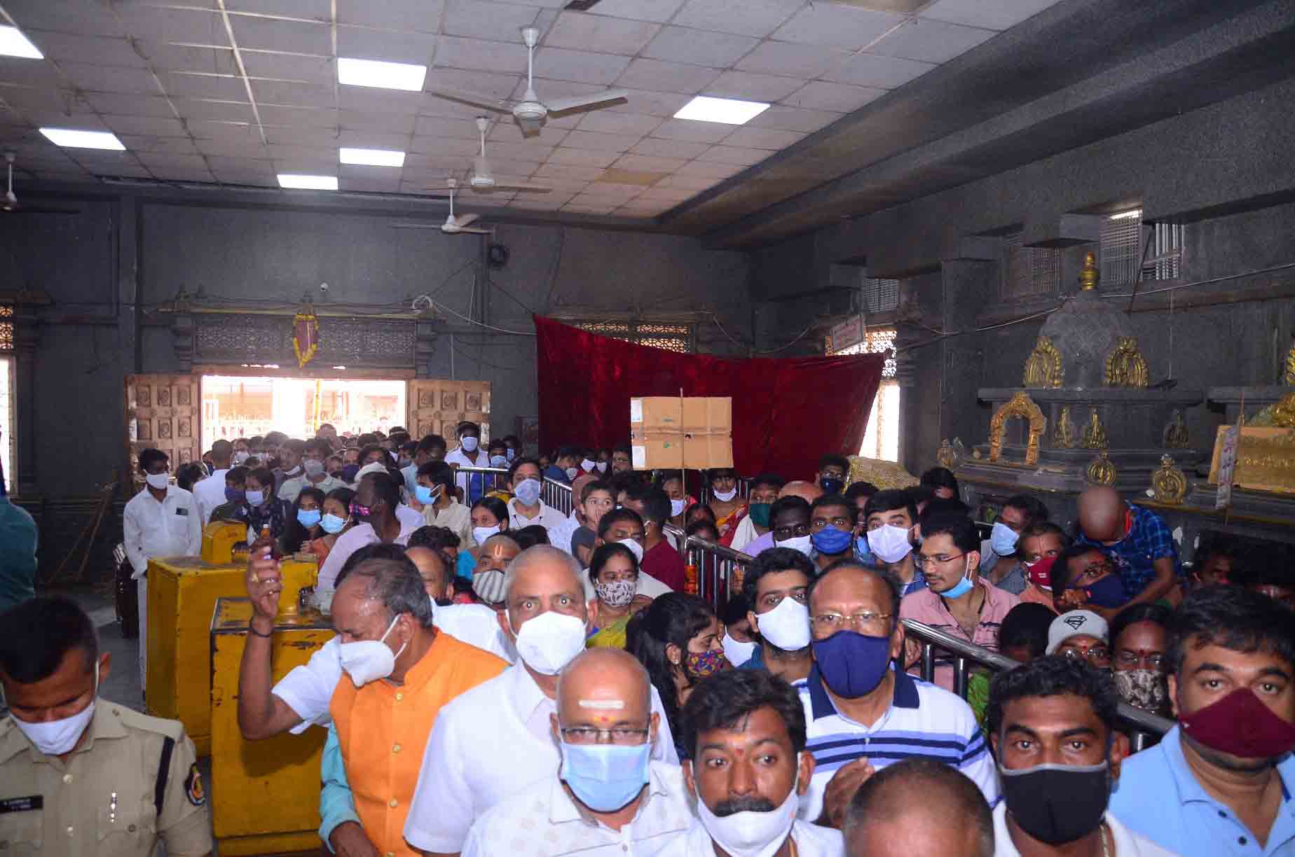 Yadadri: శ్రీవారి ఖజానాకు రూ. 13,47,331 ఆదాయం