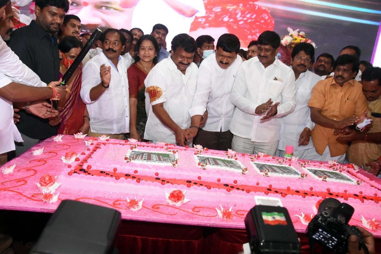 Birthday celebrations | ఘనంగా మంత్రి తలసాని  శ్రీనివాస్ యాద‌వ్ జన్మదిన వేడుకలు..