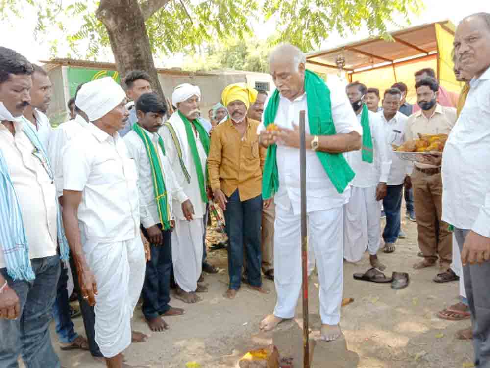 కుమ్రం భీం అడుగుజాడల్లో నడవాలి ..ఎమ్మెల్యే కోనేరు కోనప్ప