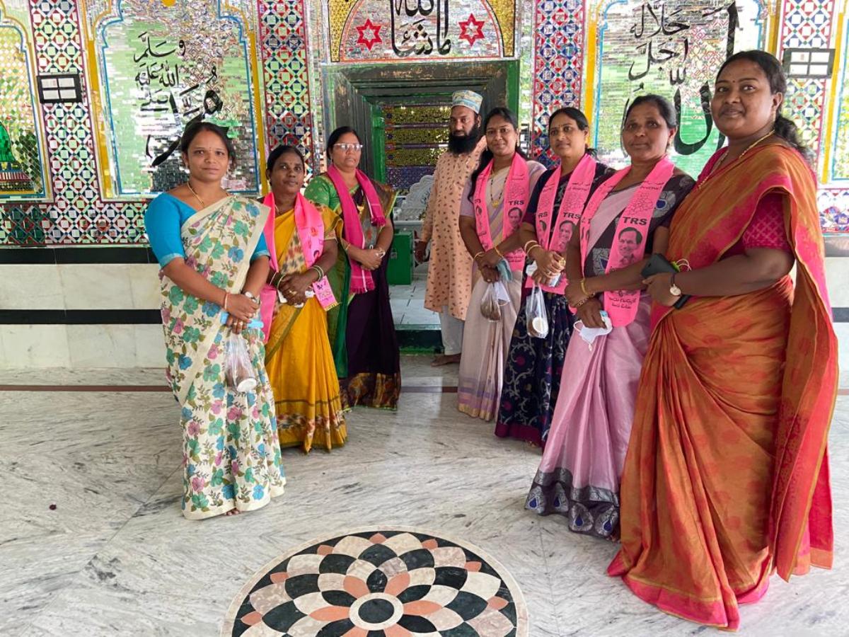 Huzurabad | గెల్లు గెలవాలని కోరుతూ ప్రత్యేక ప్రార్ధనలు