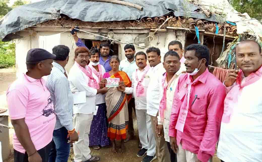 Huzurabad | హుజురాబాద్‌లో టీఆర్‌ఎస్ నాయకుల ప్రచారం..