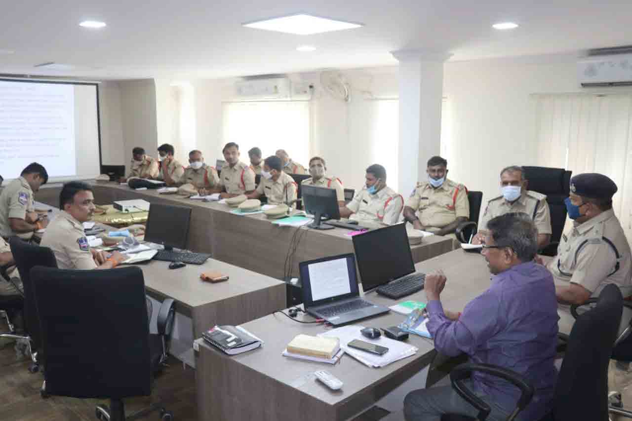 మత్తుపదార్థాలపై ఉక్కుపాదం మోపాలి ..        జిల్లా అదనపు ఎస్పీ కృష్ణమూర్తి