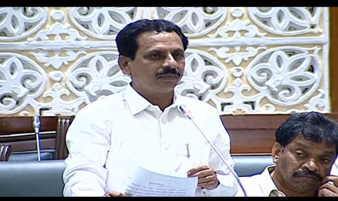 Devarakonda: బీటీ రోడ్ల మరమ్మతులకు నిధులు మంజూరు చేయండి..  అసెంబ్లీలో ఎమ్మెల్యే రవీంద్ర కుమార్