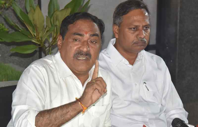 చవటలమని ఒప్పుకోండి