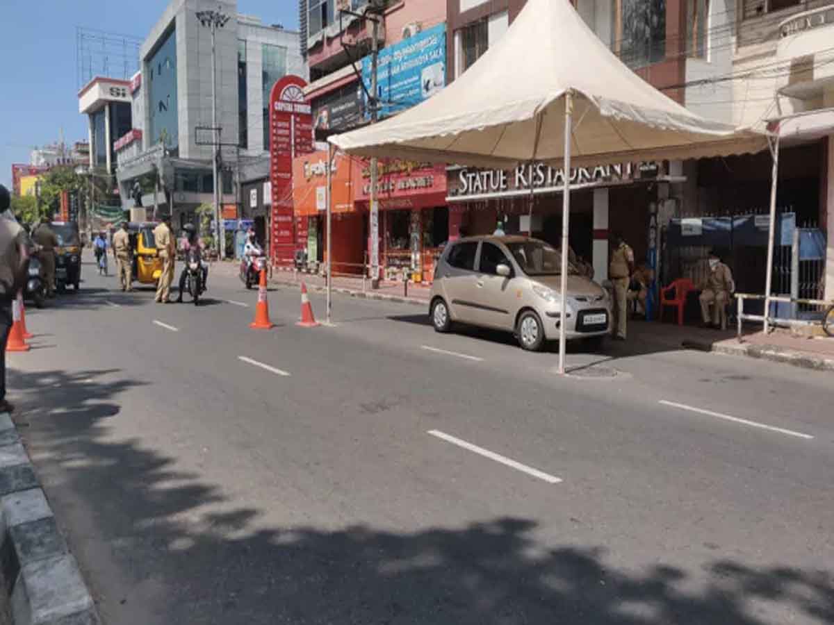 Kerala Lockdown : కేరళలో కొవిడ్‌ లాక్‌డౌన్‌ ఆంక్షల సడలింపు