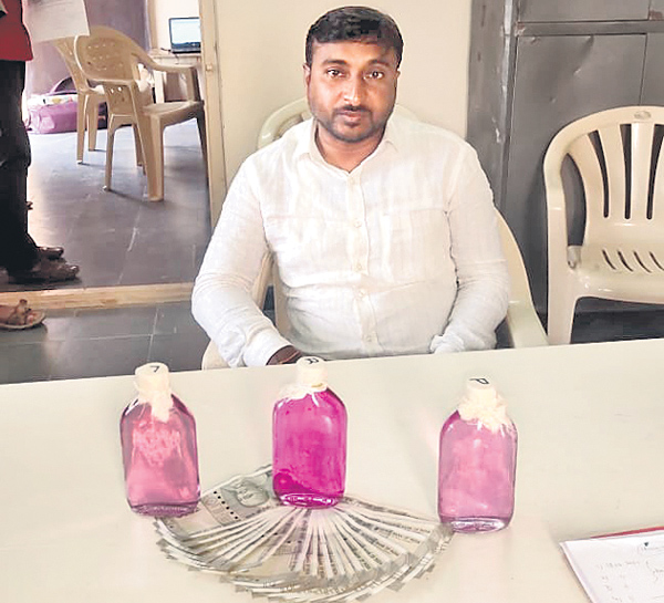 ఏసీబీకి చిక్కిన లైన్మన్