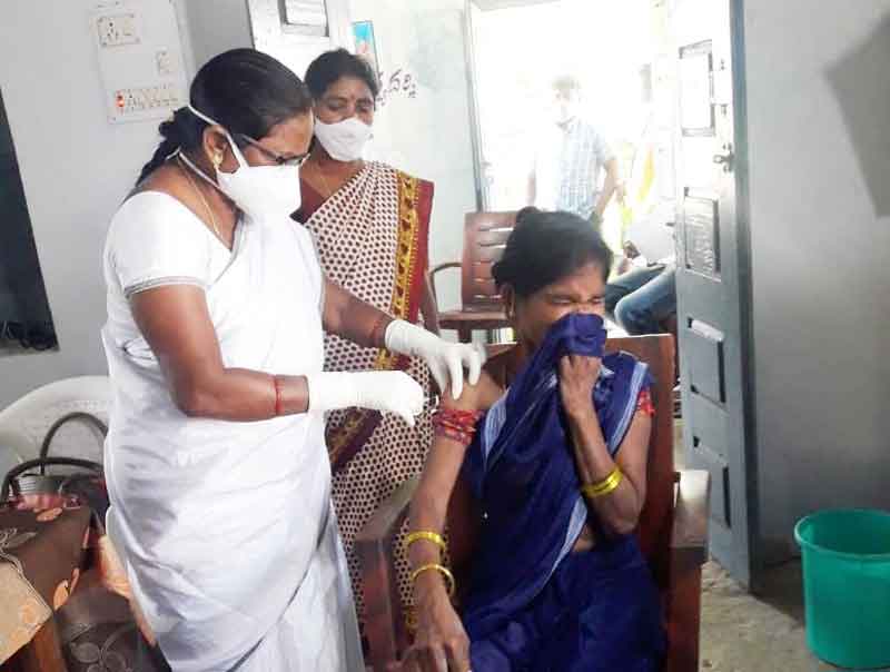 లక్ష్యం దిశగా..