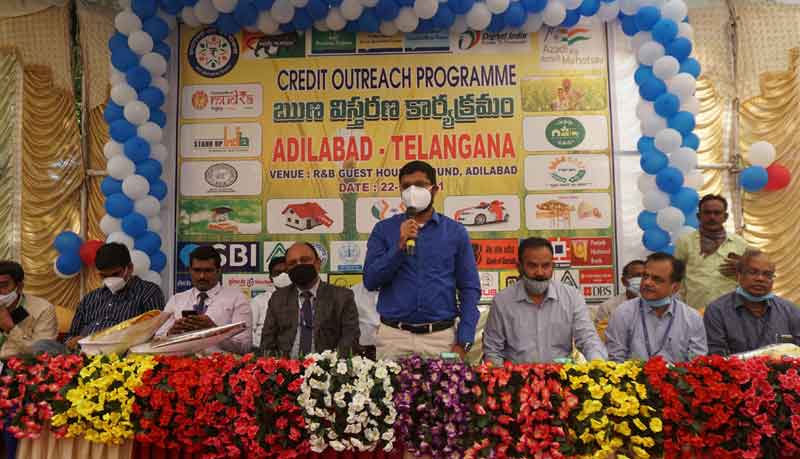 రుణాలను సద్వినియోగం చేసుకోవాలి