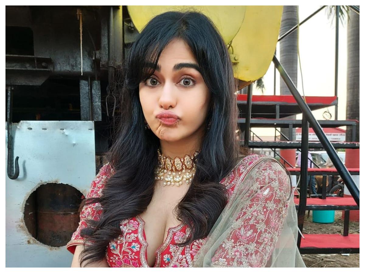 Adah Sharma | అందమైన ముద్దుగుమ్మ అదా శర్మ..