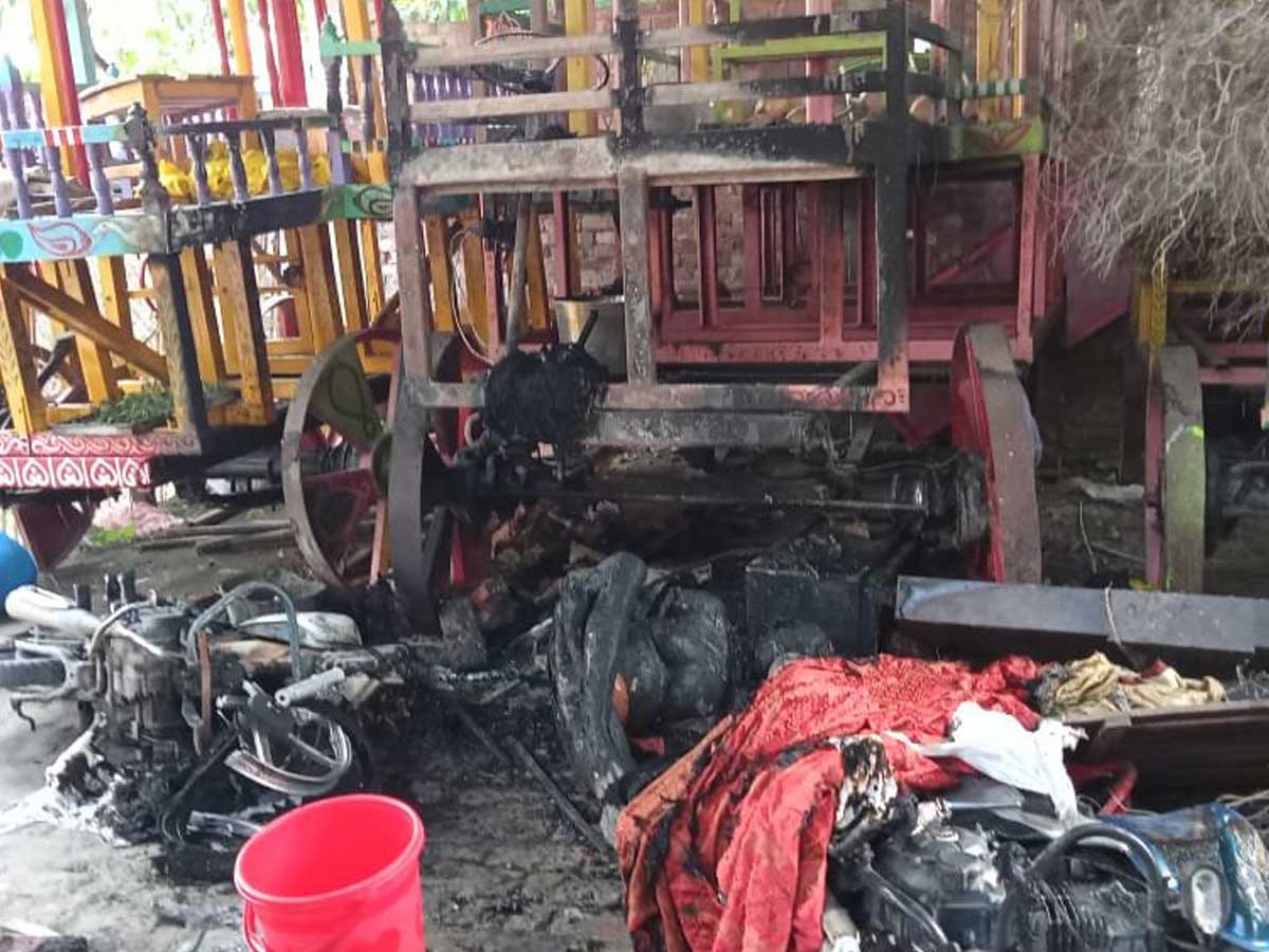 బంగ్లాలో ఇస్కాన్ గుడిపై దాడి.. విధ్వంసం.. ఒక భ‌క్తుడి ప‌రిస్థితి విష‌మం!