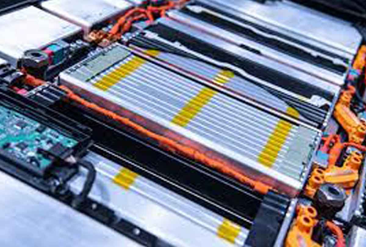 Batteries Production | దేశీయంగా బ్యాట‌రీల ఉత్ప‌త్తి.. విదేశీ సంస్థ‌ల పెట్టుబ‌డుల‌పై కేంద్రం ఫోక‌స్‌!