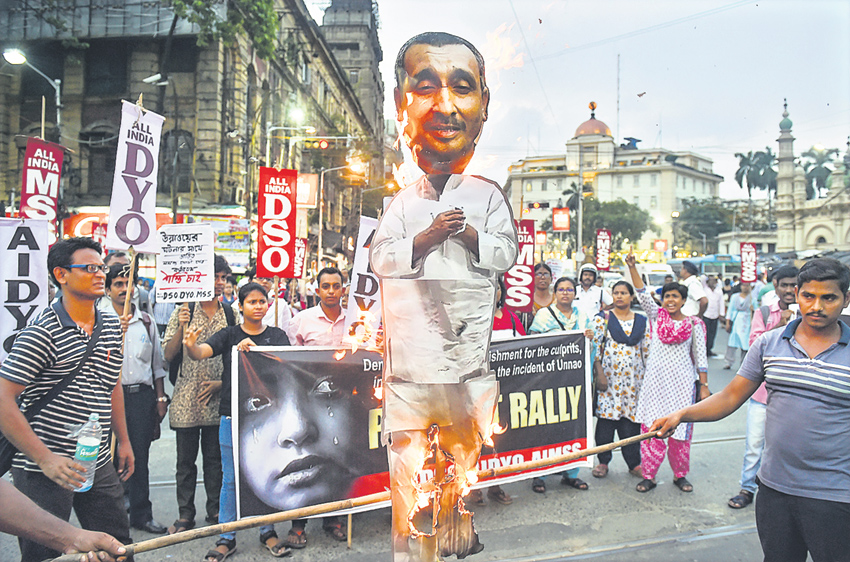 దళితులపై బీజేపీ అకృత్యాలు