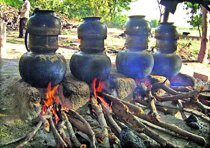 గుడుంబాపై ఉక్కుపాదం