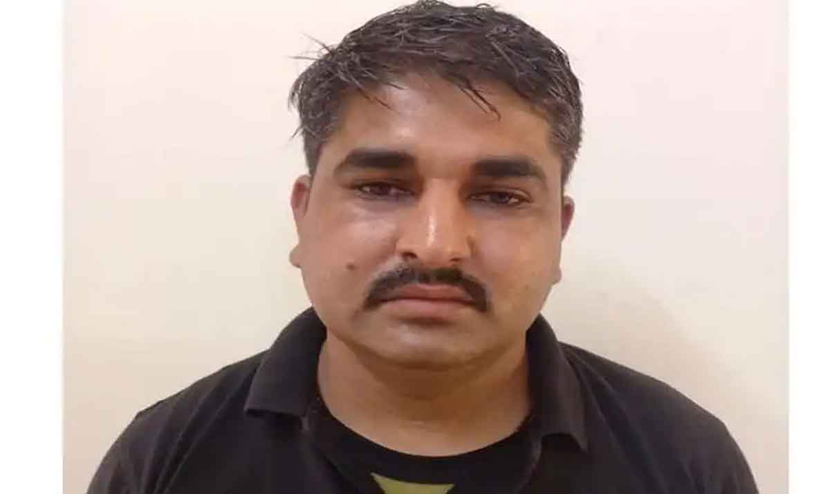 BSF Jawan Arrest | పాక్‌కు సున్నిత డేటా పంపుతున్న బీఎస్ఎఫ్ జ‌వాన్‌.. గుజ‌రాత్ ఏటీఎస్ అరెస్ట్‌