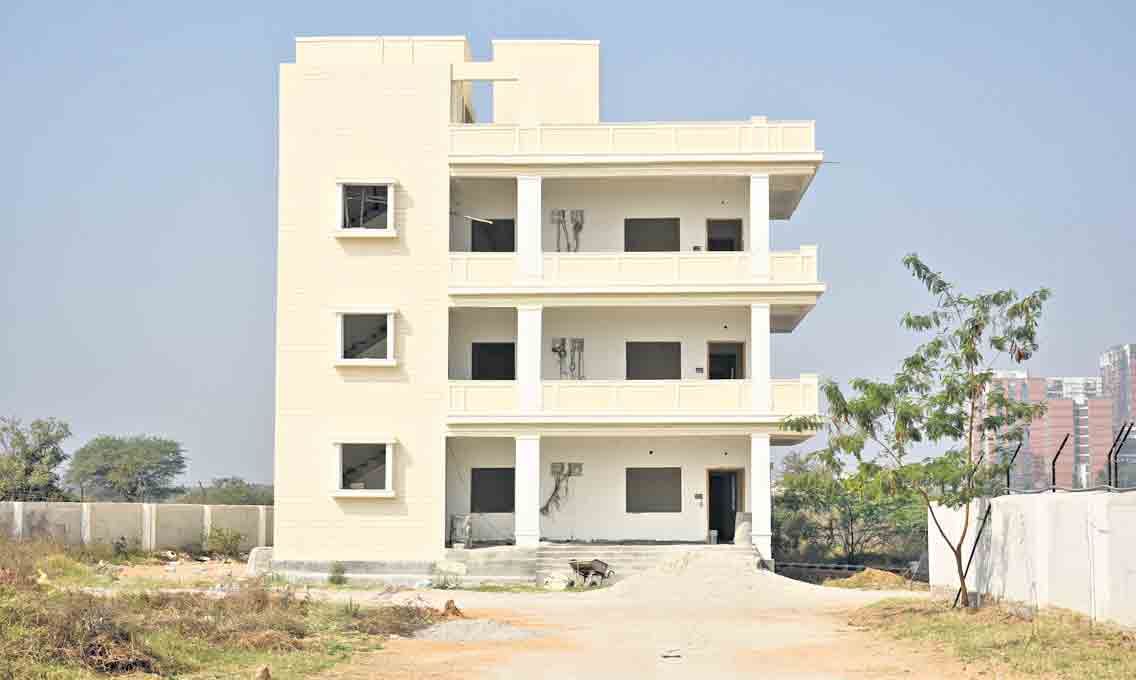 సబ్బండ వర్ణాల బంధువు