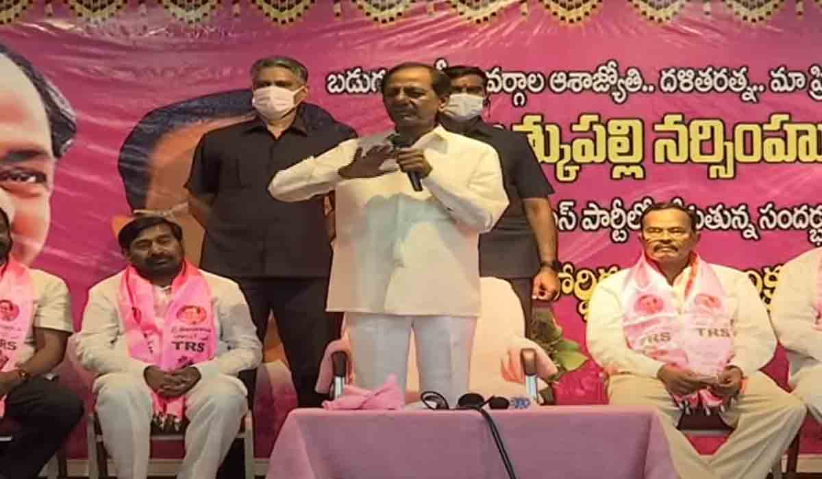 ప్రాణం పోయినా ద‌ళిత బంధును వ‌ద‌లం : సీఎం కేసీఆర్