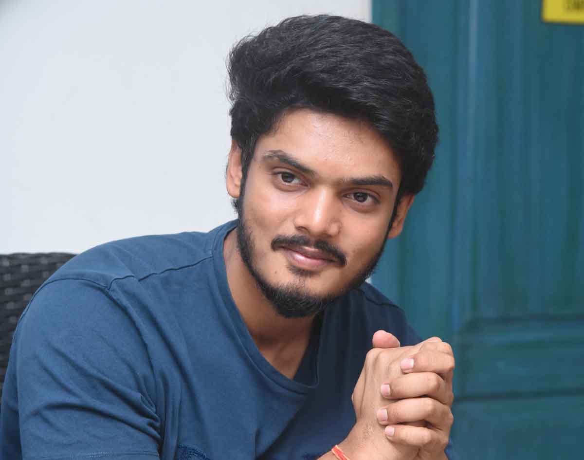 Akash Puri | నాన్న కాలర్‌ ఎగరేయాలి!