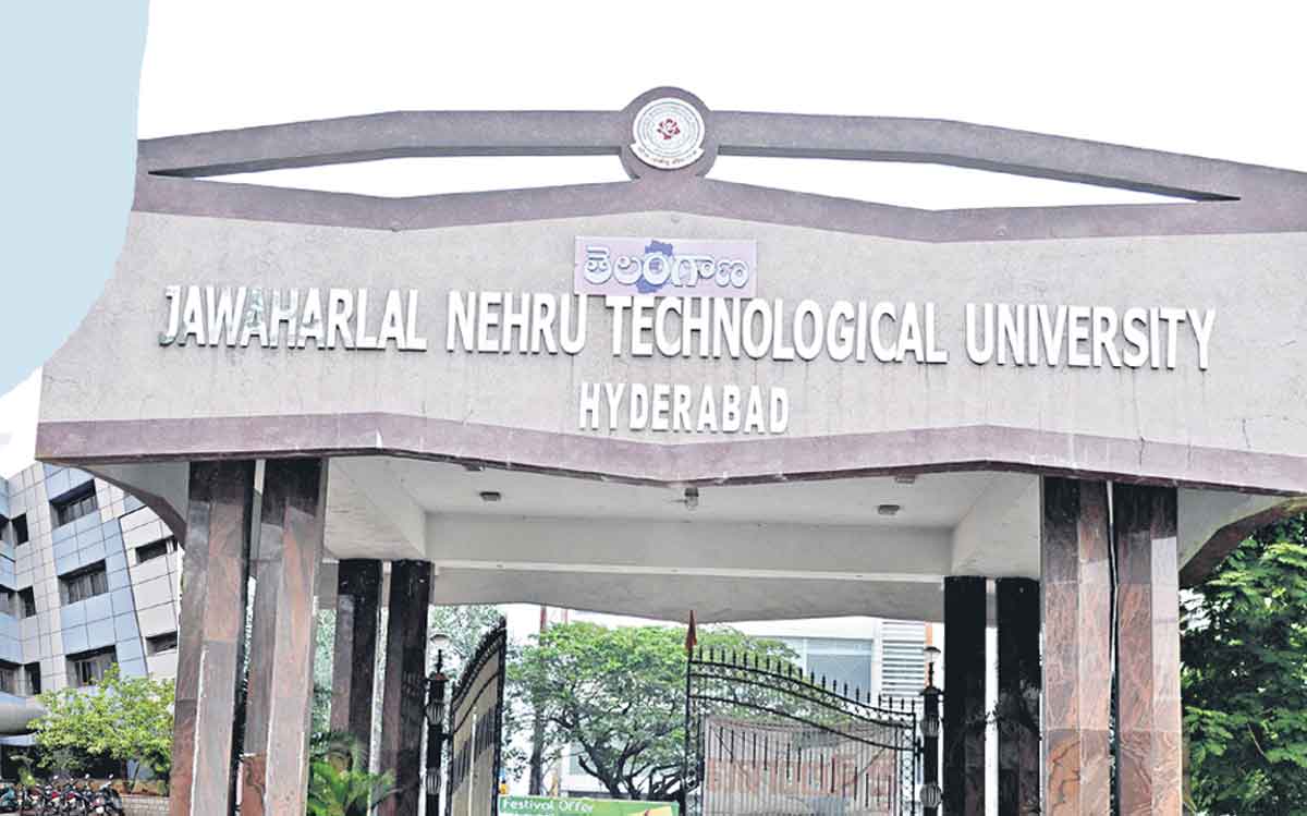 JNTU బంపర్‌ ఆఫర్‌.. బీటెక్‌లో ఏ కోర్సు చదివినా ఇక సాఫ్ట్‌వేర్‌ కొలువు చేయొచ్చు