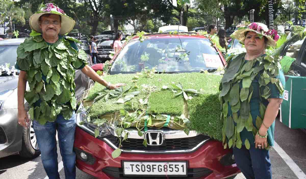 పర్యావరణ పరిరక్షణలో ప్రతి ఒక్కరూ భాగస్వాములు కావాలి : మేయర్‌