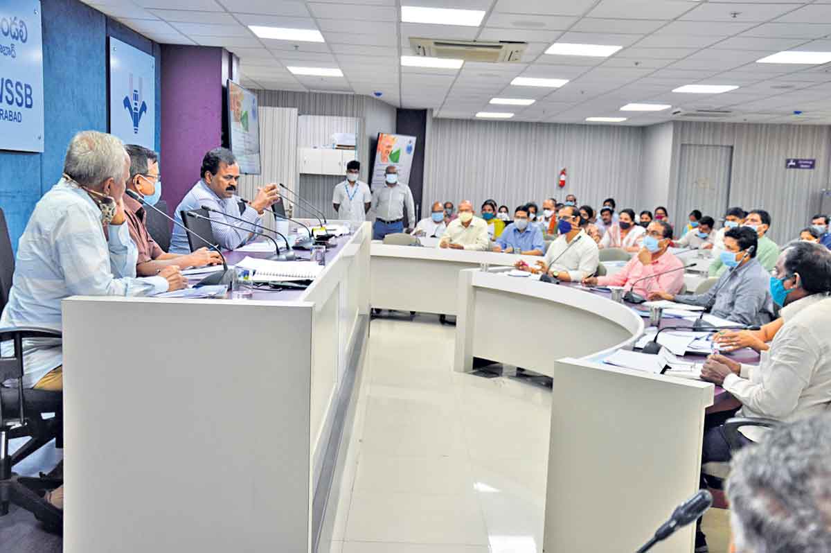 మురుగు పరిష్కారానికి మూణ్నెళ్లు