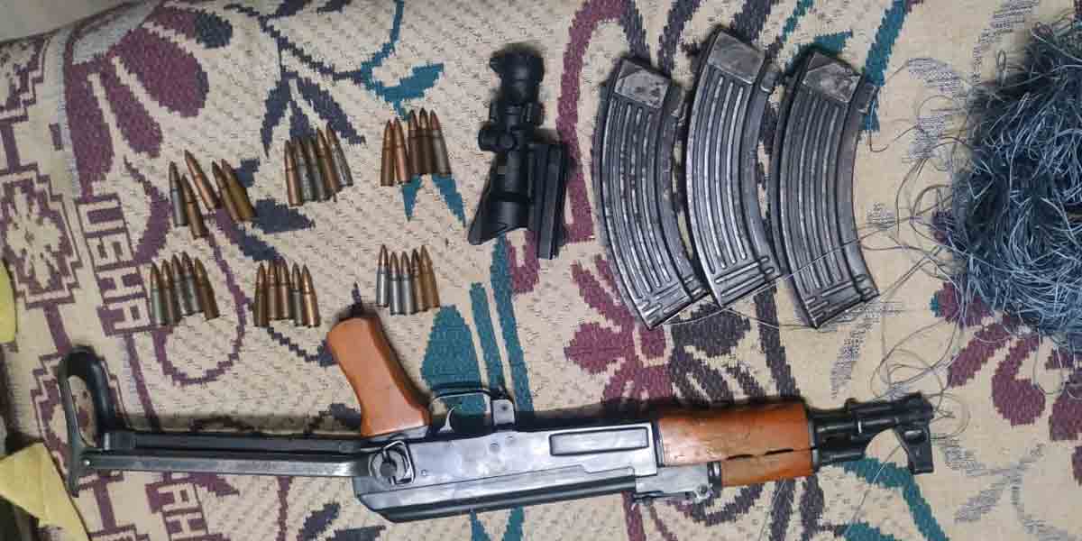 పాక్‌ సరిహద్దులో ఆయుధాలు స్వాధీనం