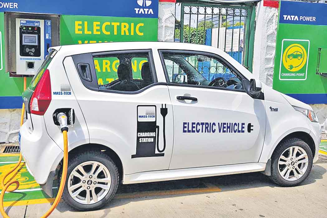 ఈవీల తయారీ కేంద్రంగా తెలంగాణ