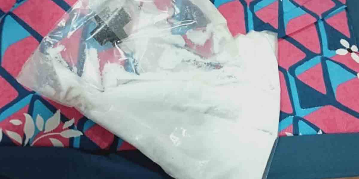 Ephidrine: అంధేరిలో ఎఫిడ్రిన్ స్వాధీనం.. ఆస్ట్రేలియాకు త‌ర‌లిస్తుండ‌గా ప‌ట్టివేత‌