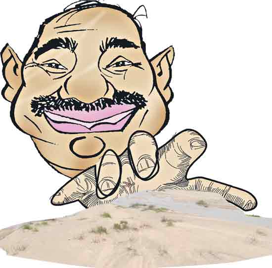 ఇసుక బుక్కిన ఈటల!