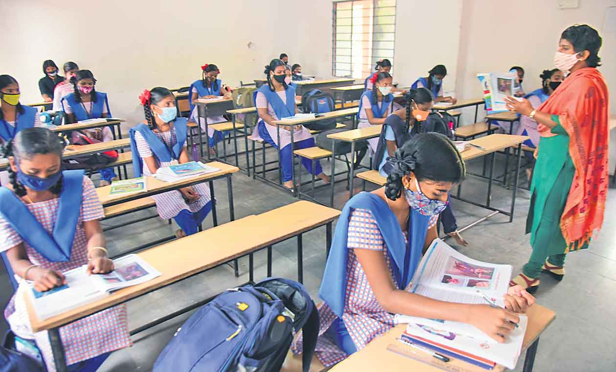 పదో తరగతిలో 6 పేపర్లే