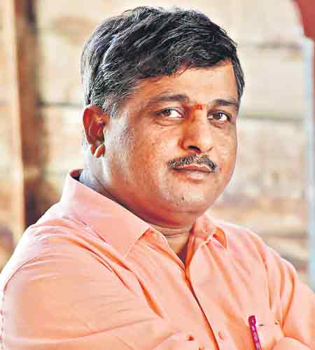 బ్రాహ్మణ సంక్షేమభవన్‌ విరాళం