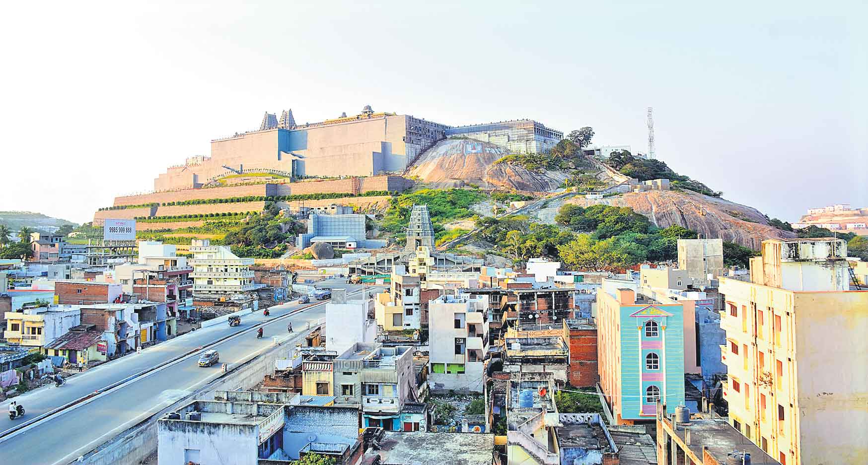 అదిగో.. సకల వసతుల యాదాద్రి