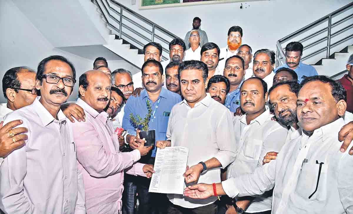 ఏరియర్స్‌ సహా.. పక్కాగా పీఆర్సీ