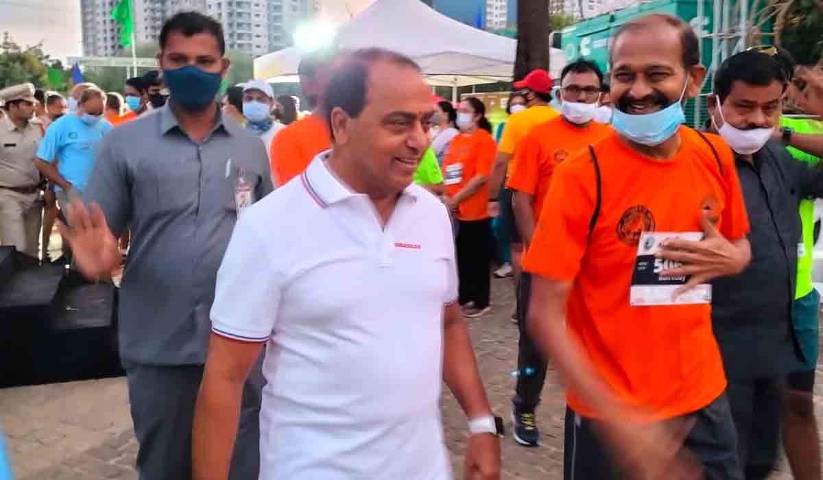 గాంధీ జ‌యంతి.. రన్ ఫర్ పీస్‌లో పాల్గొన్న మంత్రి ఇంద్రకరణ్ రెడ్డి
