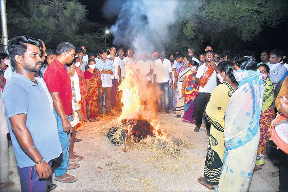Dalit bandhu | బీజేపీ, కాంగ్రెస్ పార్టీల నిజ‌స్వరూపం బ‌య‌ట‌ప‌డింది
