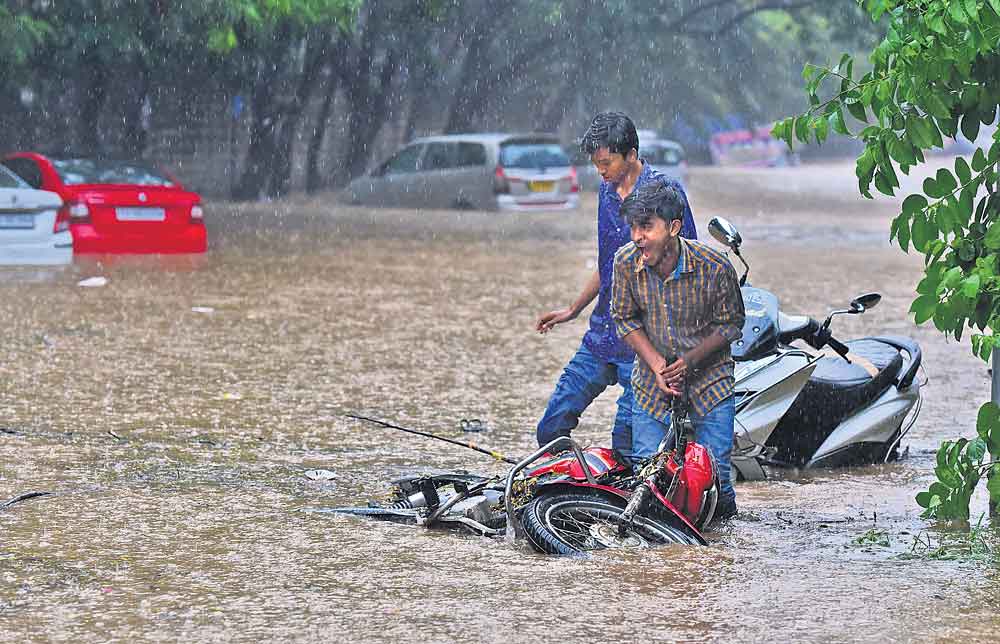 రాష్ట్రంలో 35% అధిక వర్షపాతం