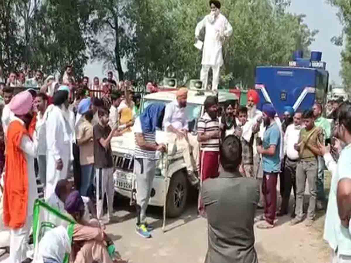 హర్యానాలో రైతులపైకి బీజేపీ ఎంపీ కారు.. ఒకరికి గాయాలు