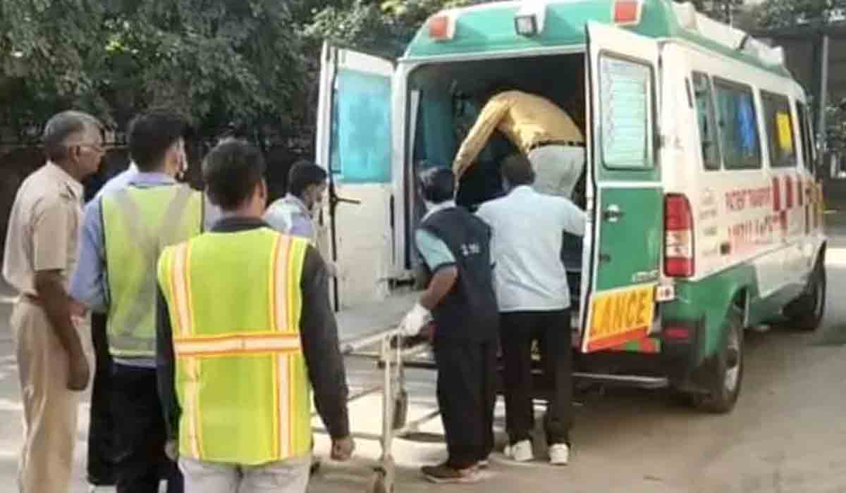 ఘోర ప్ర‌మాదం.. ఒకే కుటుంబానికి చెందిన 8 మంది మృతి