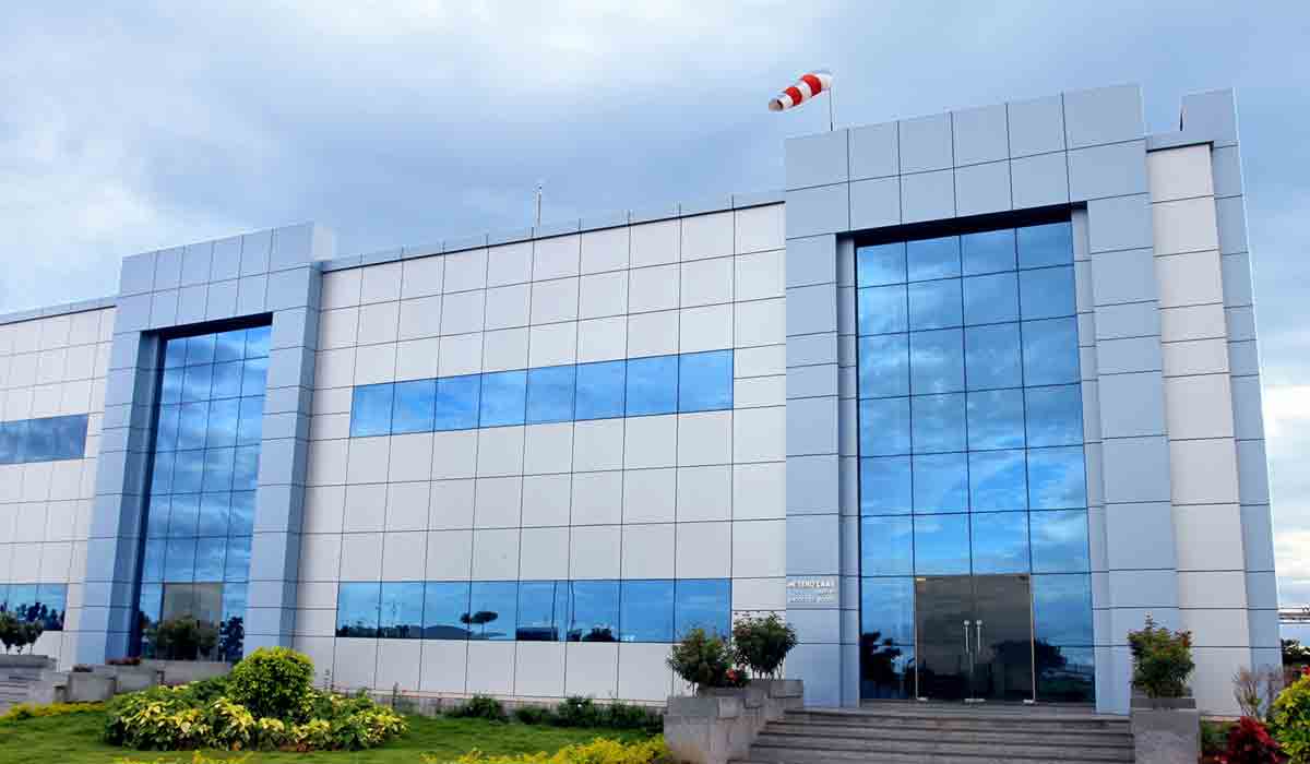 హెటిరో డ్రగ్స్‌ ఆఫీసులపై ఐటీశాఖ దాడులు