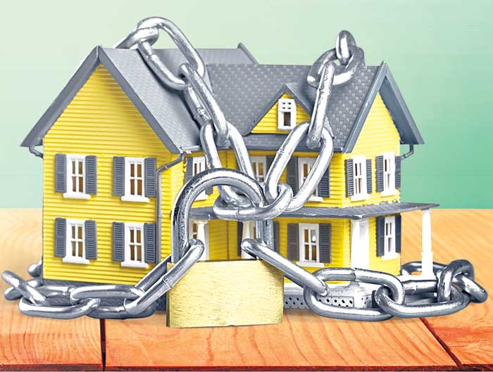 ఇంటిభద్రత మన చేతుల్లోనే..