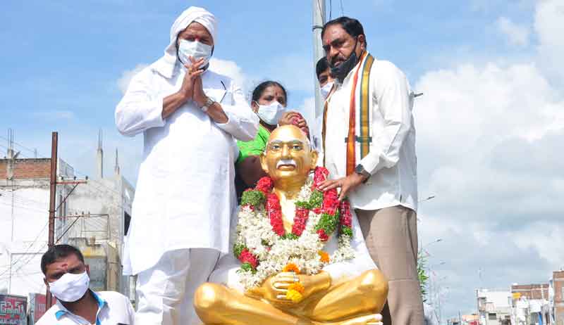 గాంధీ మార్గం అందరికీ ఆదర్శం