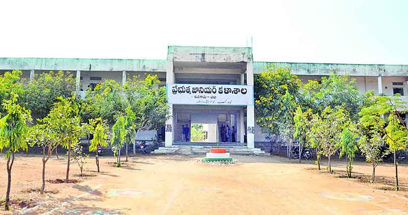 రేపటి నుంచి ఇంటర్‌ ఫస్టియర్‌ పరీక్షలు