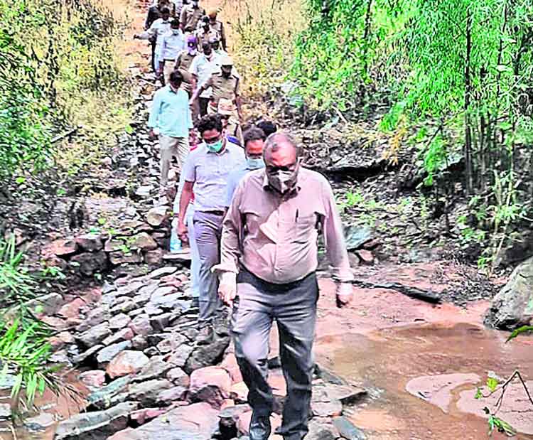 ‘భీమునిపాదం’ అందాలకు ఫిదా