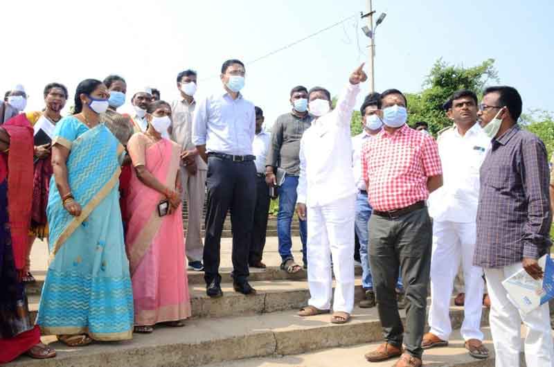 ప్రాణహిత.. పుష్కరవేళ..