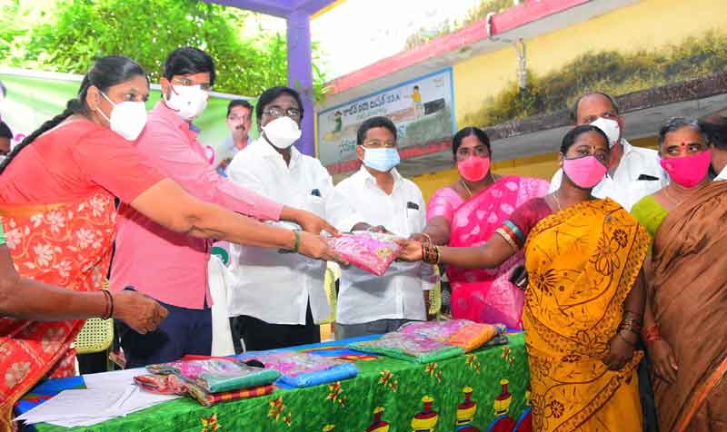 దసరా కానుక..