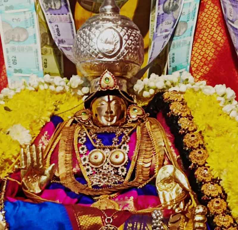 ‘ధనలక్ష్మి’గా అమ్మవారు