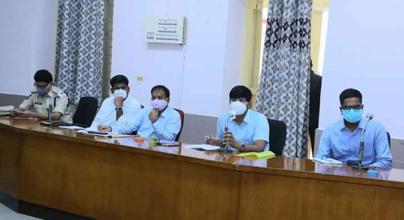 ఇంటర్‌ పరీక్షలను పకడ్బందీగా నిర్వహించాలి