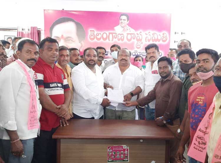 టీఆర్‌ఎస్‌కు జై